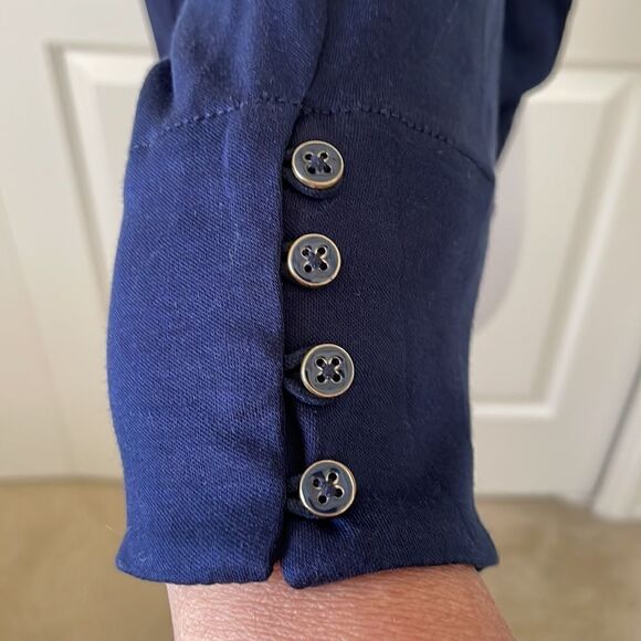 Talbots Black Label Navy Supima Cotton Blend Button Detail Sleeve - Picture 2 of 6